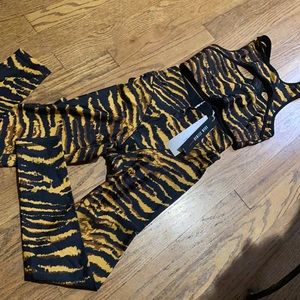 Adam Selman Sport Set XS top / XXS Bottom